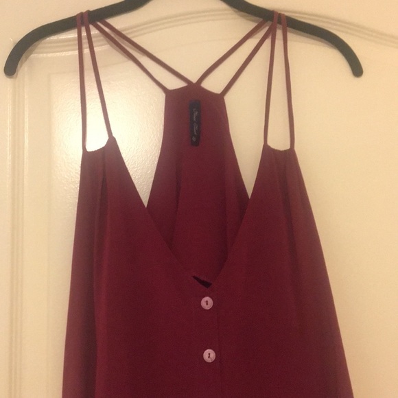 Burgundy flowy top - Picture 2 of 3